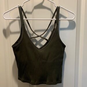 Vuori Olive Strappy Ribbed Crop EUC